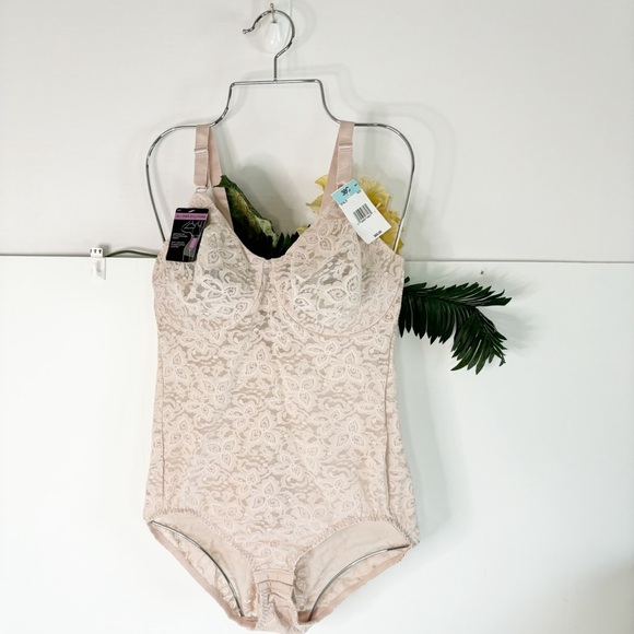 Bali Lace Shapewear Bodysuit - Cream - Picture 4 of 11